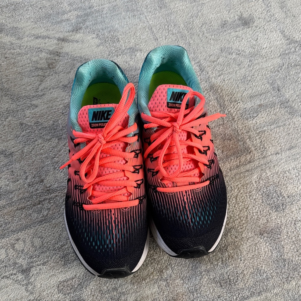 Nike zoom Pegasus 33 Running Shoes women’s 7.5